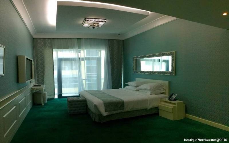 Boutique 7 Hotel And Suites Дубай Экстерьер фото