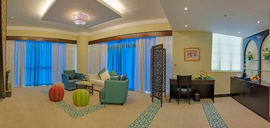 Boutique 7 Hotel And Suites Дубай Экстерьер фото